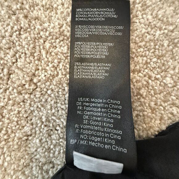 Liverpool Los Angeles High-Rise Ankle Jeans Black Women’s Size 4P (27) - Picture 8 of 12